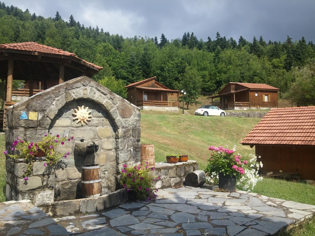 Livadaki Village Megali Kapsi Eksteriør bilde