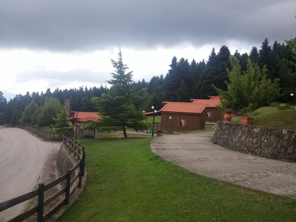 Livadaki Village Megali Kapsi Eksteriør bilde