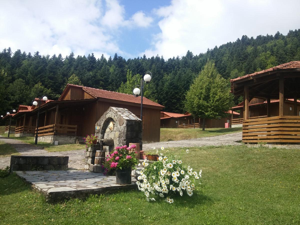 Livadaki Village Megali Kapsi Eksteriør bilde